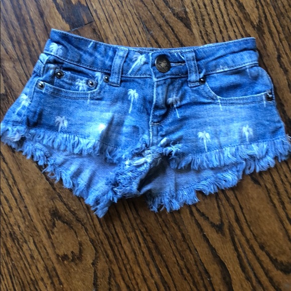 Jean shorts - Picture 1 of 3
